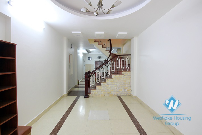 Cheap house with 3 bedrooms  for rent in Tay Ho area.