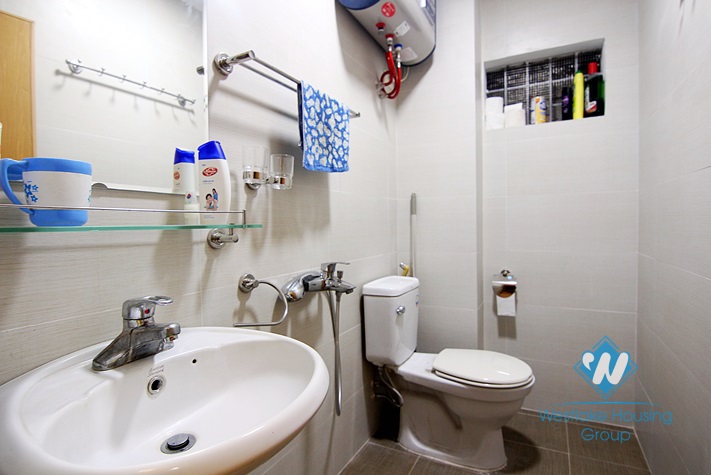 Private house with 4 bedrooms for rent in Au Co st, Tay Ho district.