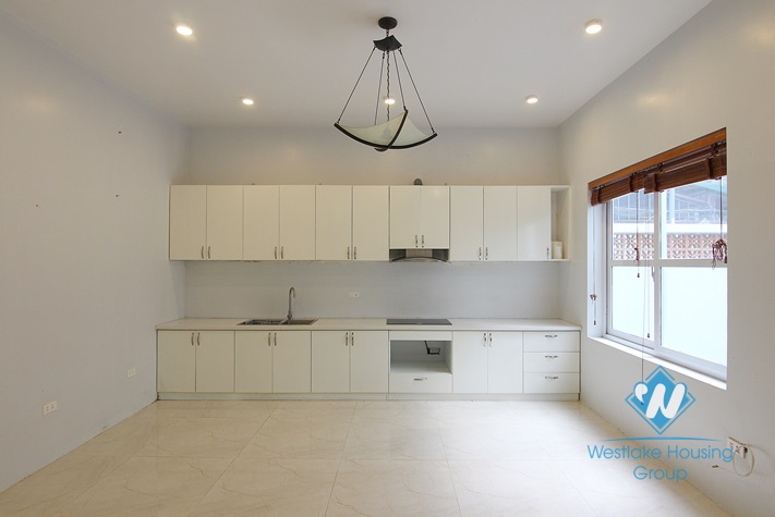 Spacious house with 04 bedrooms and 02 lagre balcony in Tay Ho