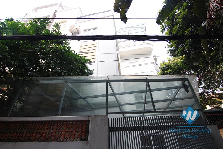 Spacious house with 04 bedrooms and 02 lagre balcony in Tay Ho