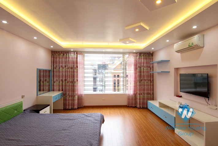 An afforable and lovely house for rent on Au Co street, Tay Ho District