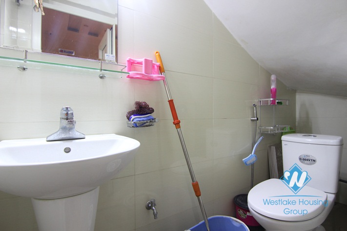 An afforable and lovely house for rent on Au Co street, Tay Ho District