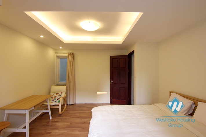A nice 5 bedroom house by the West Lake side for rent in Tay Ho