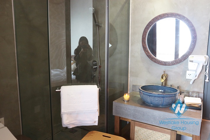 A charming and newly-finished 3 bedroom apartment for rent on Kim Ma Street