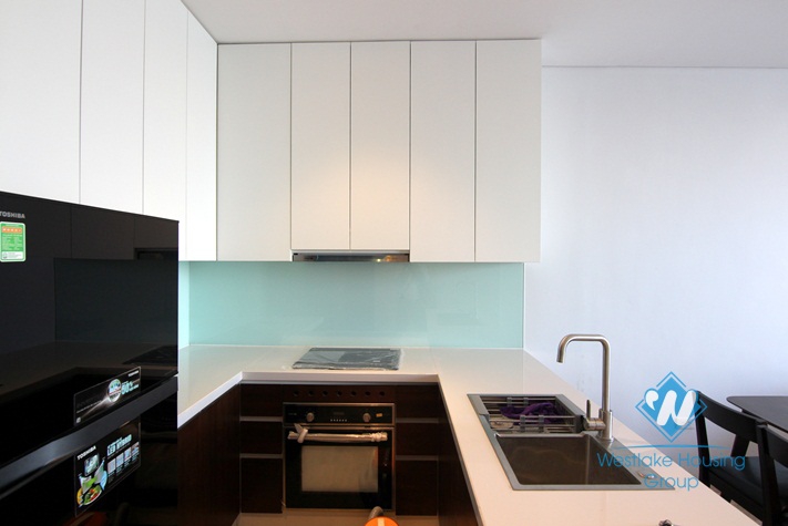 A 1 bedroom apartment by the West Lake side is for rent
