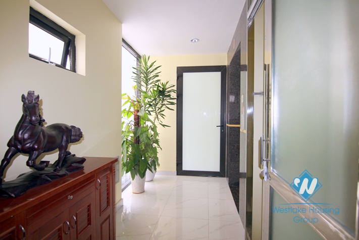 A new-finished beautiful 1 bedroom apartment with lake view for rent in Tay Ho District