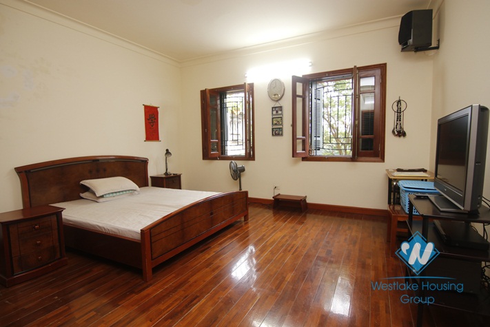 A bright, quiet and beautiful house with 3 bedrooms for rent on Hoang Hoa Tham street