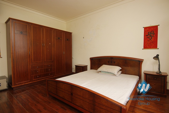 A bright, quiet and beautiful house with 3 bedrooms for rent on Hoang Hoa Tham street
