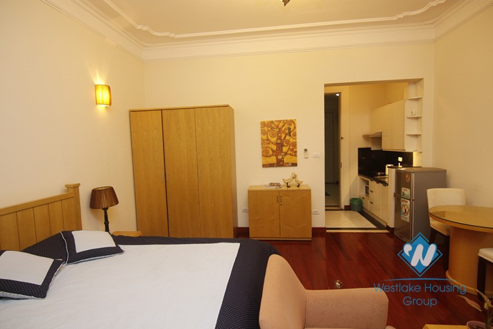 A cozy and beautiful studio for rent near Truc Bach Lake, Ba Dinh District
