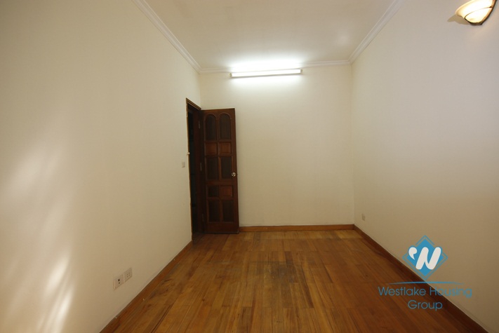 An unfunished and newly-renovated 3 bedroom house for rent in Ba Dinh District