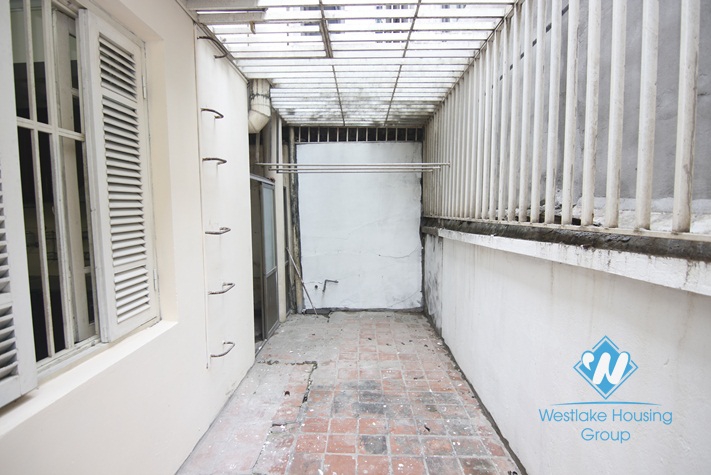 An unfunished and newly-renovated 3 bedroom house for rent in Ba Dinh District