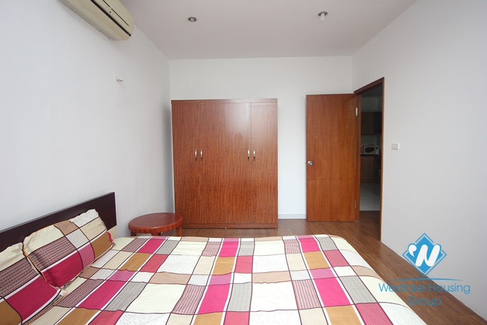 Cheap price apartment for rent in Tay Ho district