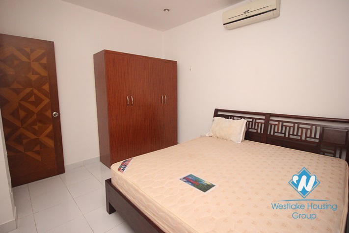 Cheap price apartment for rent in Tay Ho district