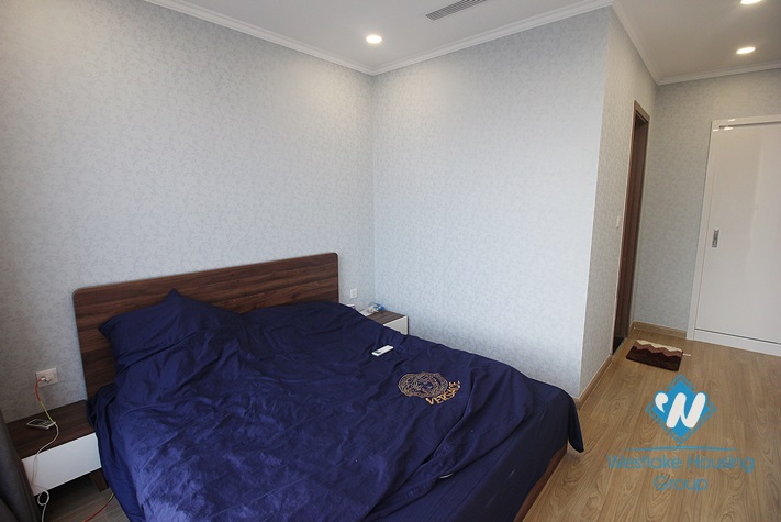 Nice furniture and equipment apartment for rent in Vinhome Gardenia 