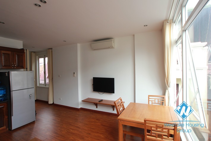 One bed apartment for rent in To Ngoc Van, Tay Ho, Ha Noi