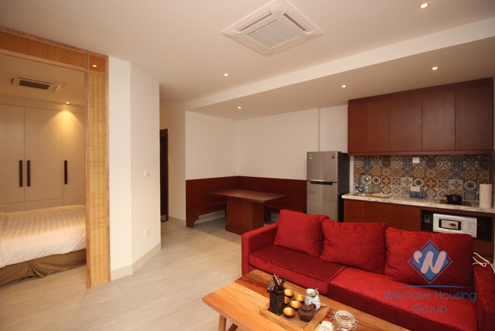 A beautiful 1 bedroom apartment with little balcony for rent on Ngoc Thuy, Long Bien