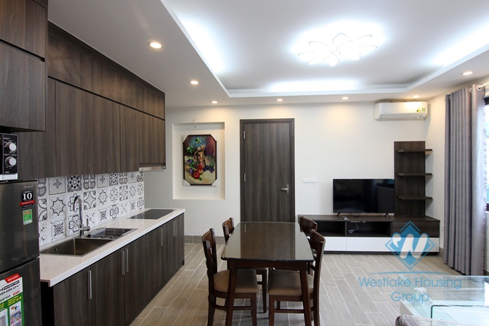 Two bedrooms serviced apartment for rent in Au Co, Tay Ho district.