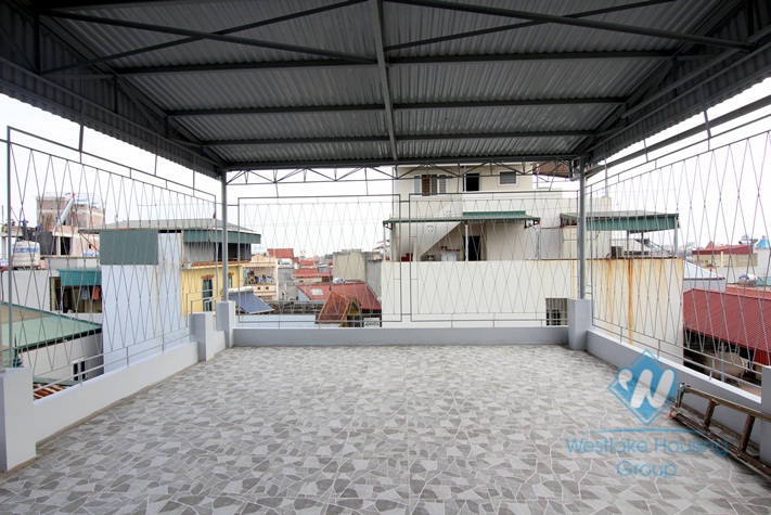 Two bedrooms serviced apartment for rent in Au Co, Tay Ho district.