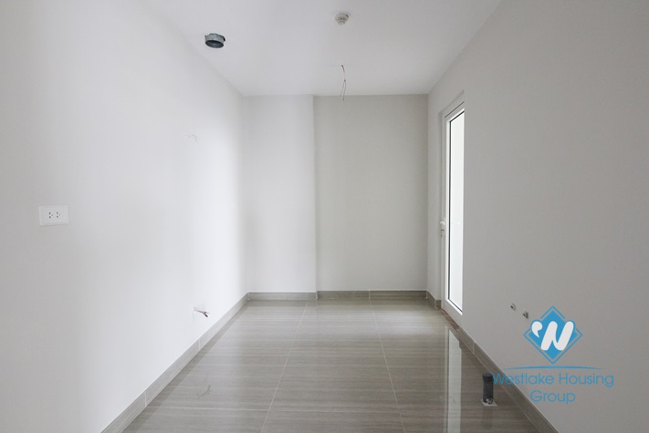 A bright and unfurinshed apartment on high floor for rent in Ciputra Compound