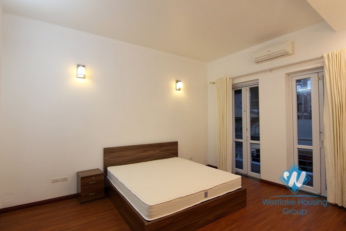 A nice 5 bedrooms house available for rent in Tay Ho district, Ha Noi