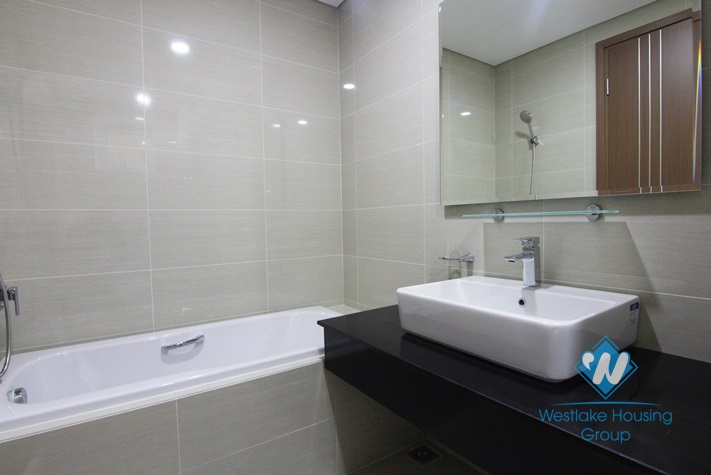 Beautiful 3 bedroom apartment for rent in L Tower, Ciputra