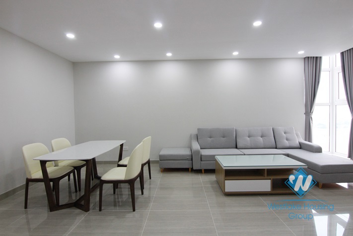 A nice and brand new 3 bedroom apartment for rent in Ciputra