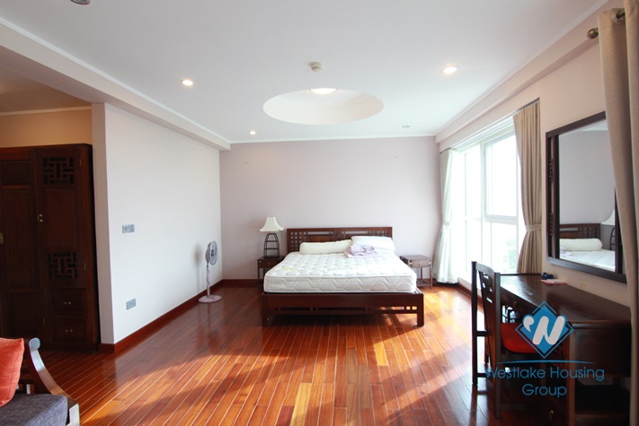 A beautiful and classic 3 bedroom apartment for rent in Ciputra L Tower