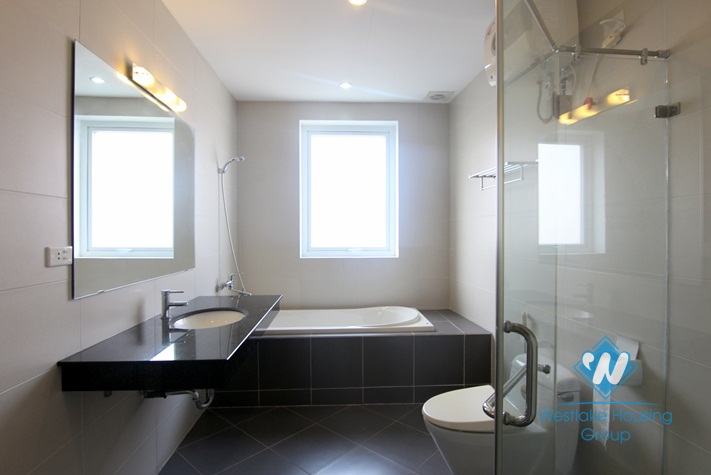 A nice 5 bedrooms house available for rent in Tay Ho district, Ha Noi