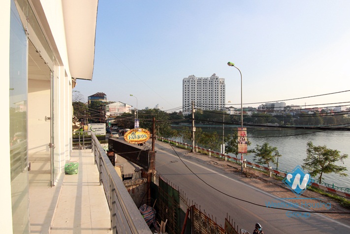 A nice space for office, cafe for rent in Xuan Dieu, Tay ho