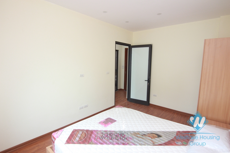 Brandnew and good layout apartment for rent in Cau Giay.