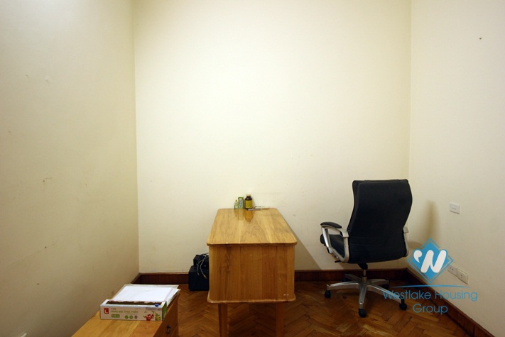 A cheap 3 bedroom house for rent in Ba dinh, Ha noi