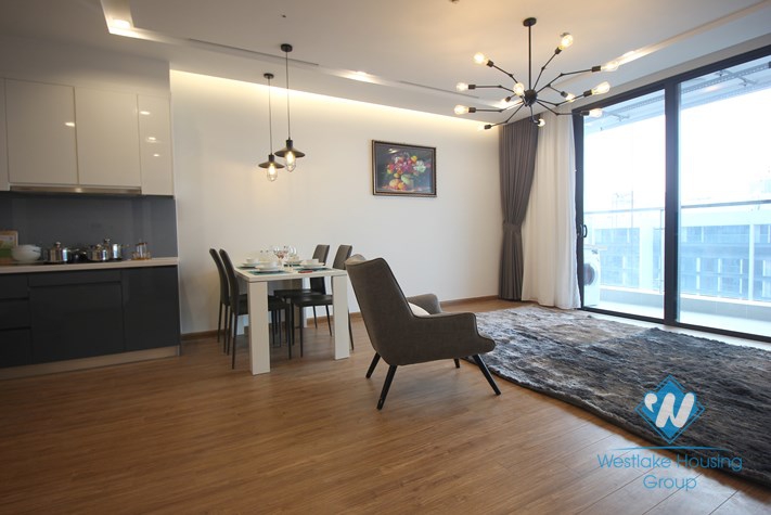 Nice high floor two bedrooms apartment for rent in Vinhome Metropolis, Ba Dinh district, Ha Noi