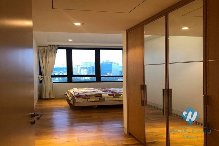 02 bedrooms with fully furnished for rent in Indochina Plaza