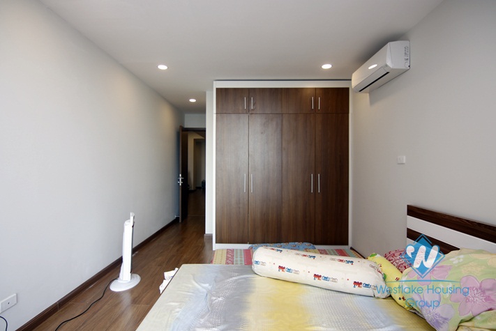 A brand new 2 bedroom apartment for rent in Cau Giay, Ha noi
