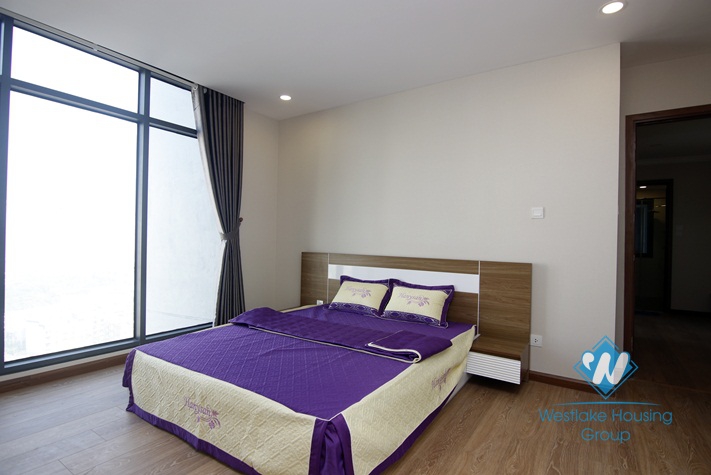 A beautiful and spacious apartment for rent in Cau giay, Ha noi