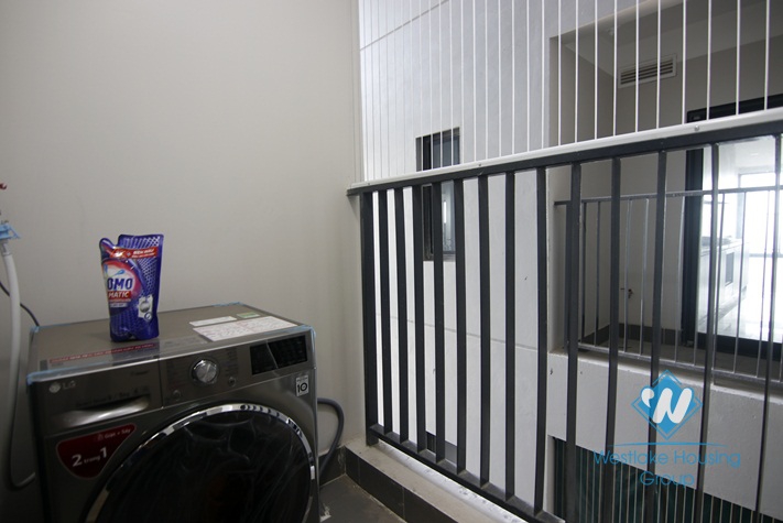 A beautiful and spacious apartment for rent in Cau giay, Ha noi