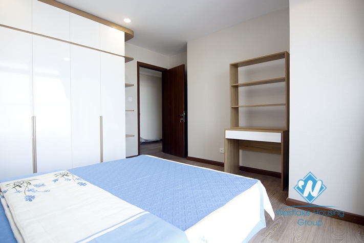 A beautiful and spacious apartment for rent in Cau giay, Ha noi