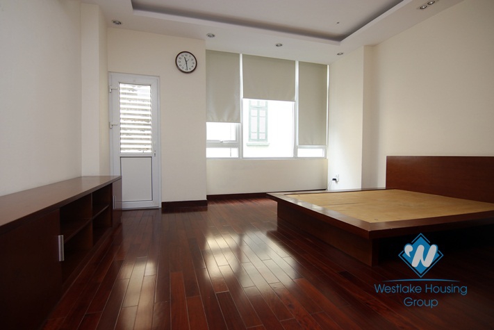 A new 5 bedroom house for rent in Ba dinh, Ha noi