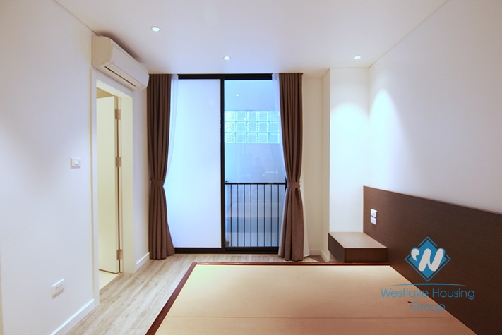 A nice 1 bedroom apartment for lease near Water Park, Tay Ho, Ha Noi