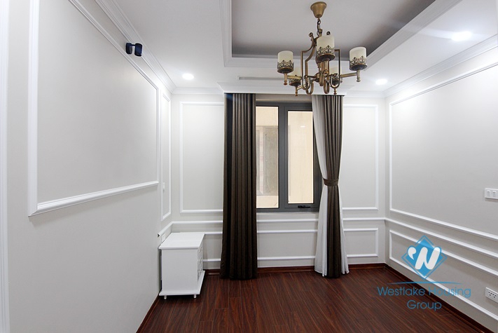A royal apartment with morden 3 bedrooms for rent in D' Le Roi Soleil, Tay Ho area.