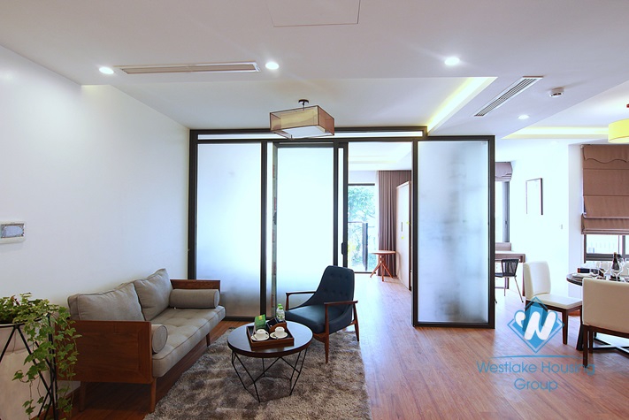 Bright and Morden 3 bedrooms apartment for rent close to Quang An street, Tay Ho district.