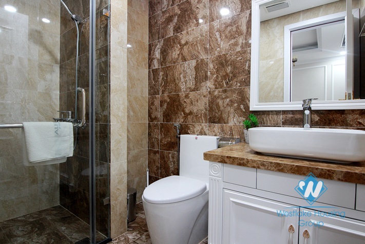 A royal apartment with morden 3 bedrooms for rent in D' Le Roi Soleil, Tay Ho area.