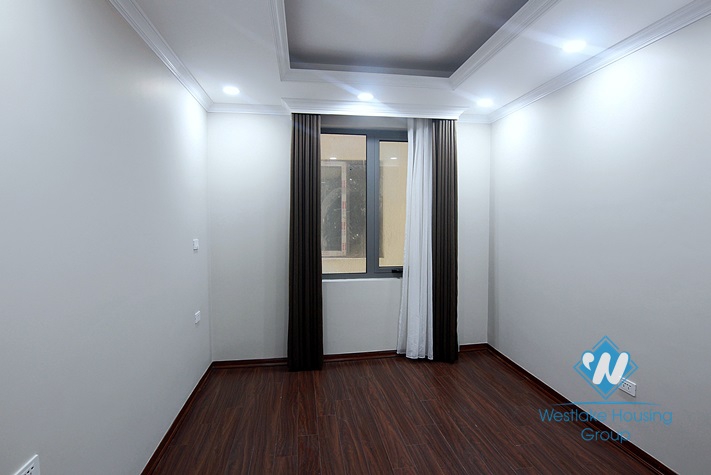 A royal apartment with morden 3 bedrooms for rent in D' Le Roi Soleil, Tay Ho area.