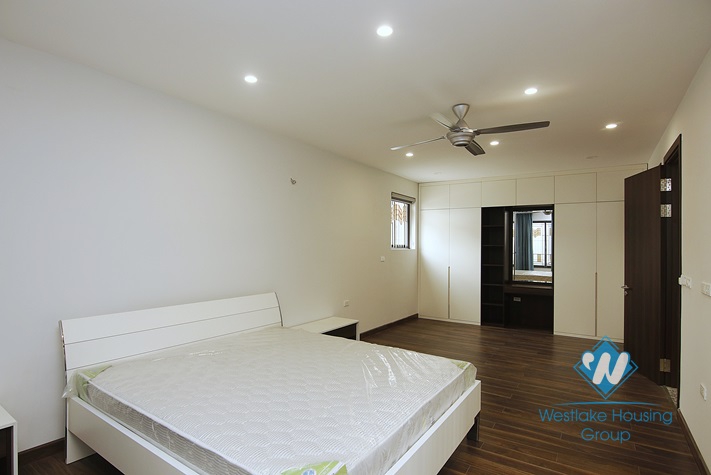 Morden and brand new 2 bedrooms apartment for rent in Van Ho 3, Hai Ba Trung, Ha Noi.