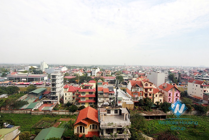 A royal apartment with morden 3 bedrooms for rent in D' Le Roi Soleil, Tay Ho area.