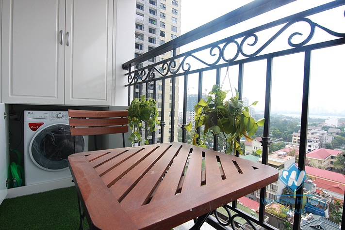 A dream apartment for rent in D' Le Roi Soleil building, Tay Ho area.