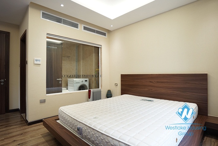 A stylish and modern 2 bedroom apartment for rent on Lieu Giai, Ba Dinh