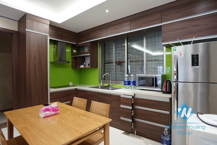 A stylish and modern 2 bedroom apartment for rent on Lieu Giai, Ba Dinh