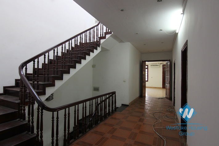 A spacious house for rent on Au Co street, Tay Ho District