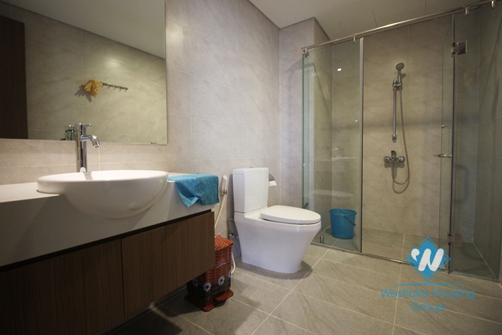 A spacious 3 bedroom apartment for rent in HongKong Tower, Hanoi